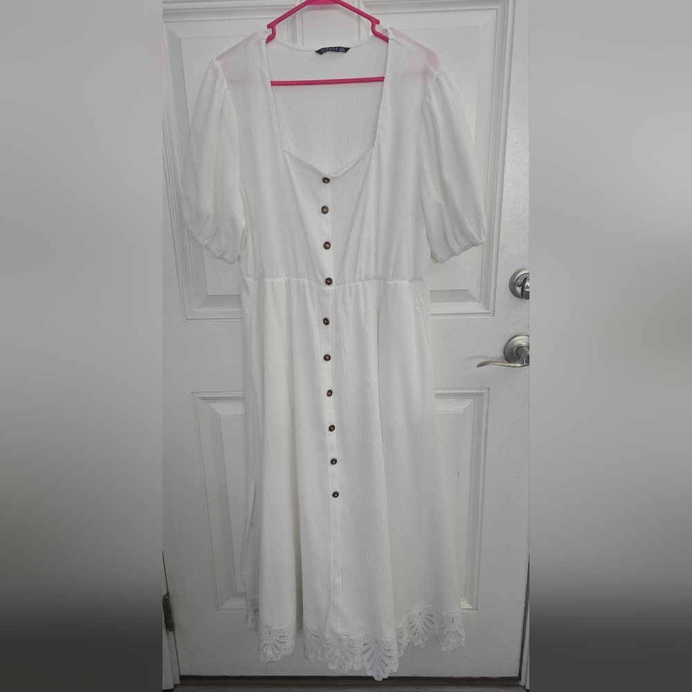 White dress with lace trim size 14-16